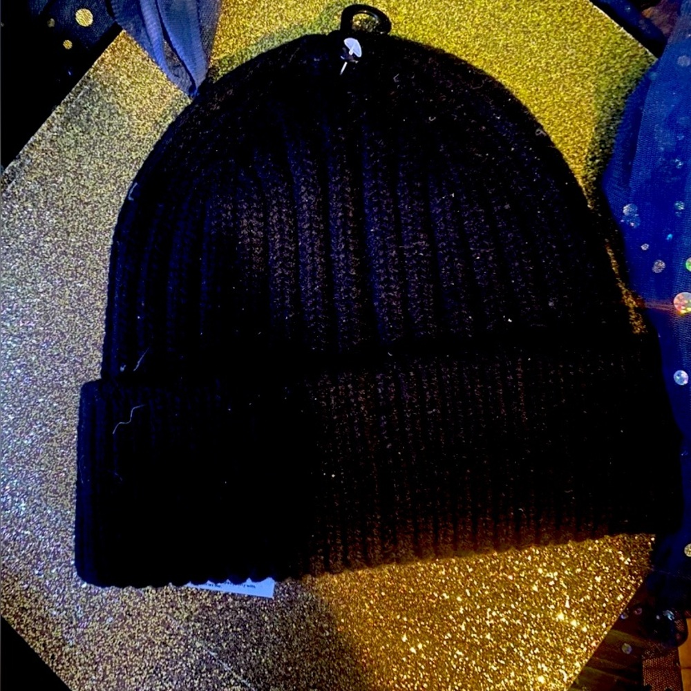 UNIQLO WOOL BLEND UNISEX BLACK RIBBED WINTER BEANIE Hat COZY GUC $ FIRM
